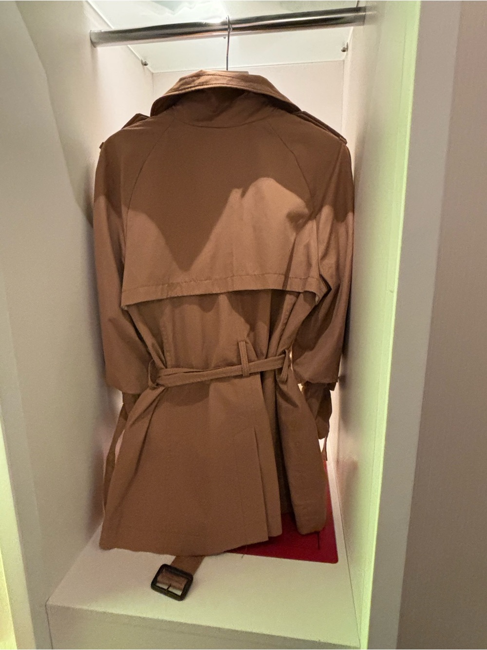 Banana Republic Tan Trench Coat with Tie Belt - Picture 8 of 9